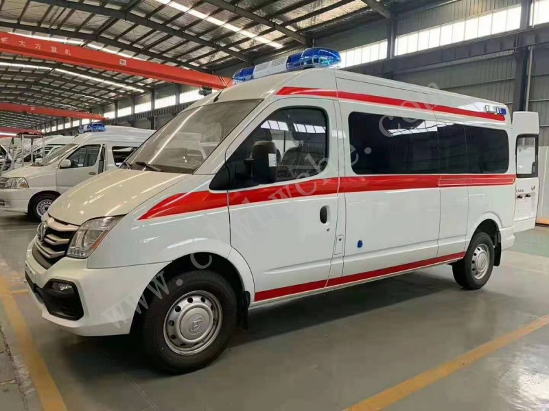 上汽大通V80長軸監護型救護車